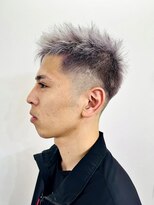 サロンドクロエ(Salon de Chloe)&nbsp;短髪××スパイキーショート××フェード×××シルバーアッシュ