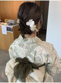 ゆるふわシニヨン
