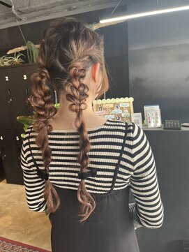 リンダイーロ(Linda Hiro) 【札幌円山】へアセット/ツイン編み込みアレンジ/ツインヘア