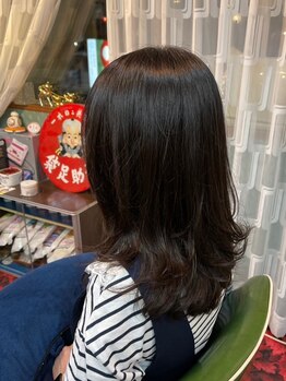 上町美容室の写真/補修成分が内部に浸透。髪の芯から美しい上質なツヤとしっとりと潤いのある美髪を演出◎