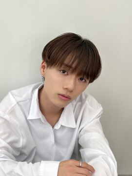 ロンドホットリップ 立川(Lond hot lip) men'sメンズ髪質改善縮毛矯正ブリーチなしブルーブラック/立川