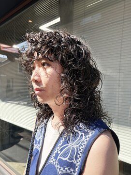 トオ(TOH) メンズマッシュウルフパーマくるくるパーマハードパーマ