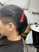 ハナ(Hana) 大胆刈り上げボブ