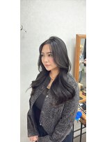 リングバイモアムー(Ring by Moremuu) 韓国レイヤー レイヤーカット くびれ巻き issy