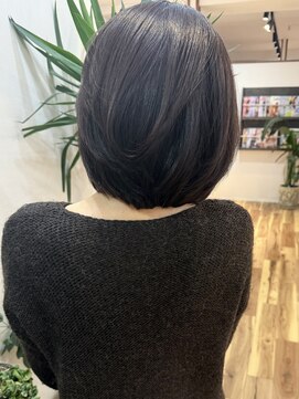 ゼンドット キョウト(Zen. kyoto) 丸みストレートボブ