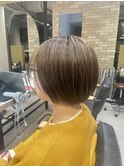 外ハネボブ似合わせカットブリーチなしブルーカラー/三鷹/みき