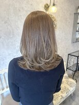 ディーヴァヘアーエズ(DIVA hair Eze) ブリーチなしカラー◎ミディアムレイヤーアッシュ30代40代