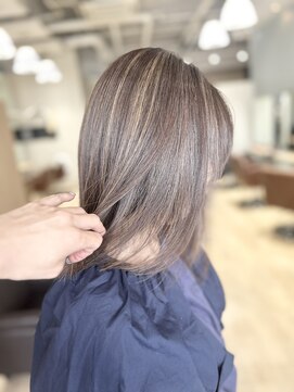 イルファ セイユウ 上野芝店(ehl:fa SEIYU) ハイライト　白髪暈し　大人素敵ヘアー