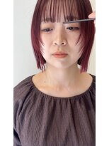 シエル ドゥ サワ(ciel de SAWA) マゼンタレッド×ぱつっとショートボブ