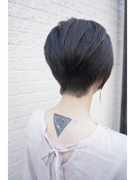 モリオ フロム ロンドン 成増店 刈り上げ×ショート morio成増3号店