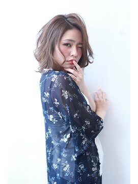 イーマ 京橋店(iima) ミディアムボブ