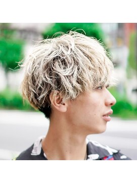 クロムトウキョウ ザ バーバー 新宿本店(CHROM TOKYO the Barber) エアリーマッシュ新宿/メンズカット/メンズパーマ/バーバー20代