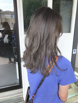 ナンバーフォーナチュラル(NO4 natural) グレージュカラー