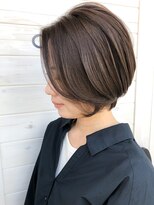 オーシャン(Ocean)&nbsp;［OCEAN　Hair&Life]ひし形ショート☆ネイビーカラー☆