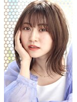 リタ(Lita)&nbsp;輪郭カバー　切りっぱなしボブ　外ハネ　小顔　透けバング