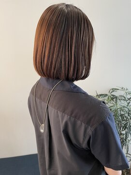 トレス(TRESS) 内巻きボブ　ショートボブ　ブラウンカラー