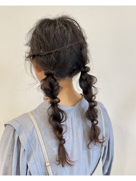 クインヘアー(Qin hair) 【YU.ki】ヘアアレンジ ヘアセット 大人可愛い