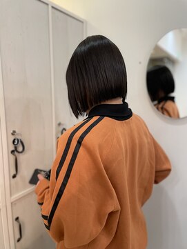ジーナ 札幌(Zina) 切りっぱなしボブ