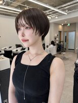 シーン(SCEN) 大人ショート　シースルーショート　グレージュカラー