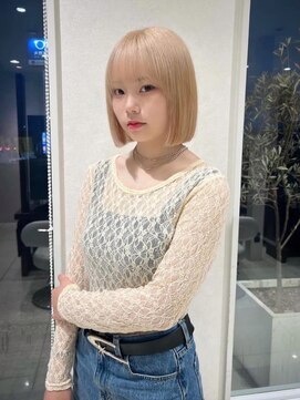 アース コアフュールボーテ 松本庄内店(EARTH coiffure beaute) ミルクティー_ハイトーンボブ_切りっぱなし