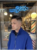 【BarBerBROS】サイドパートライン　ハードパート七三分け