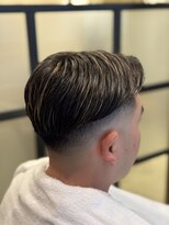 キタセンジュバーバー バイ ティーズ(KITASENJU BARBER by T's) ツーブロックxメッシュ
