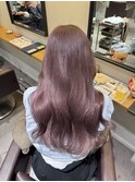 ピンクグレージュ