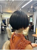 ショートボブ