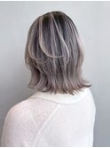 ハイライトカラーブリーチミディアムくびれヘア_ba555953