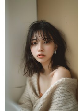 ルアナ(Luana) 抜け間ボブ顔まわりレイヤースタイル