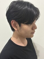 ヒュイル バイ ニアウ(Hwyl by Niau)&nbsp;メンズマッシュセンターパートスパイラルパーマニュアンスパーマ