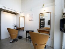 co.co.ismの雰囲気(落ち着ける雰囲気の店内)