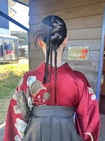ナンバーエイト(number eight)&nbsp;編み込みアップスタイルブライダルヘア成人式ヘアセット