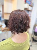 サロン ド アベニュー&nbsp;大人可愛いコッパーカラー×ニュアンスくせ毛ボブ
