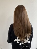 アクイール(ACCUEILLIR)&nbsp;グレージュカラー