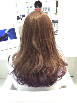 ロアナ 六本木(LOANA ROPPONGI) リアルサロンワークでのポイント紫色のグラデーションカラー☆