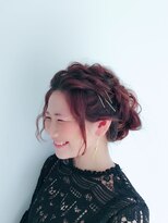 ビグディーサロン(BIGOUDI salon koshien)&nbsp;【ISAACBLANCO】大きめあみこみアップアレンジ