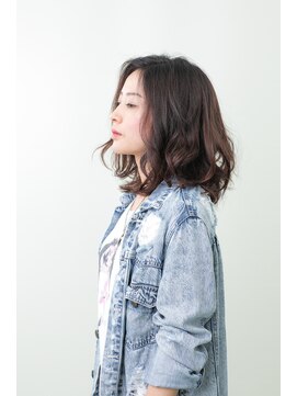 ソーホー ニューヨーク シズオカ(SOHO newyork SHIZUOKA) 無造作ニュアンスミディボブ