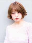 ショートボブ 小顔 大人かわいい