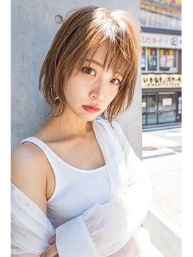 クラン(clan) 小顔ウルフ＃マロンベージュAラインボブ