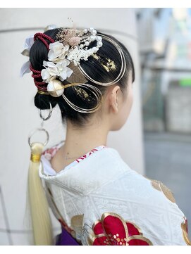 ラトリエコンタン(L´atelier Content) 水引 金箔 成人式ヘア 卒業式ヘア 袴ヘア 振袖ヘア