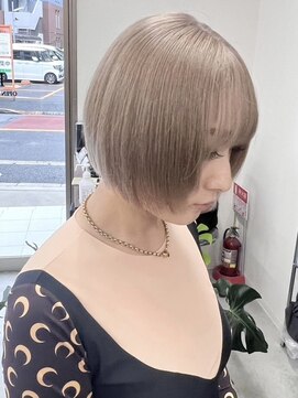 エイル 茶屋町(Eir) 【ケアブリーチ】【ブリーチ】【トリートメント】【髪質改善】