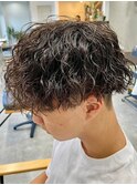波巻きパーマメンズパーマメンズヘアツーブロックツイストパーマ