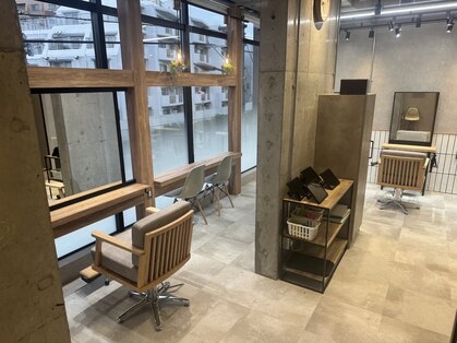 アグ ヘアー アローズ 高田馬場店(Agu hair arrows)の写真