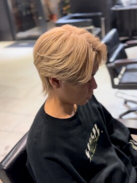 アウル 心斎橋(owl) ミルクティーベージュ/センターパート/ブリーチ/カラー