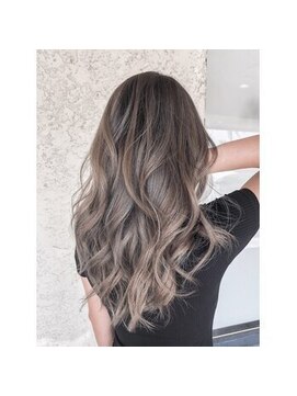 シルク バイ エスト 成増店(silk by est) グレージュアッシュ/20代30代40代