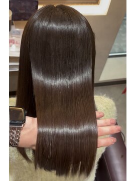 スティルエレ(STILL ere) 圧倒的な艶髪