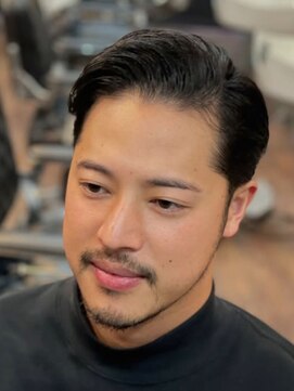 ビジネスサイドパーマの上品バーバーフロントオールバック