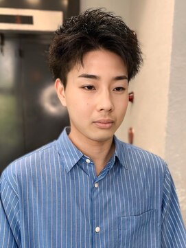 ジゼル 筑紫野(GiseL) メンズパーマ メンズカット ツーブロック 刈り上げ ショート