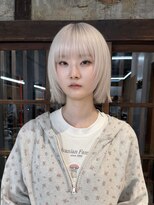 リリック(LYLICK) ホワイト